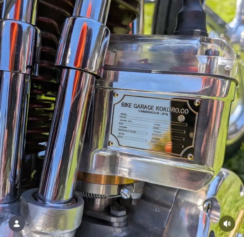 バイクガレージココロ様の車両銘板 Builder plate identifying Bike Garage kokoro